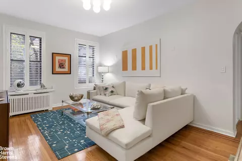 225 Bennett Ave #2D, New York, NY 10040