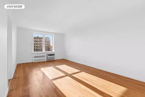 Living - 2265 Gerritsen Ave #3A, Brooklyn, NY 11229 photo 2 of 5