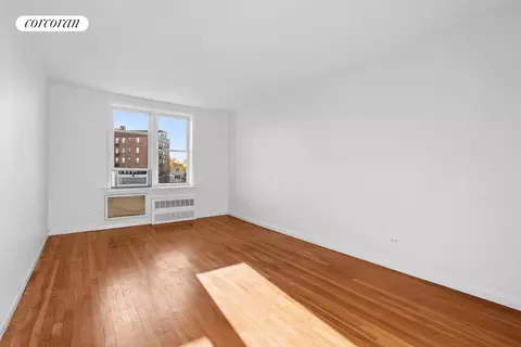 Living - 2265 Gerritsen Ave #3A, Brooklyn, NY 11229 photo 5 of 5