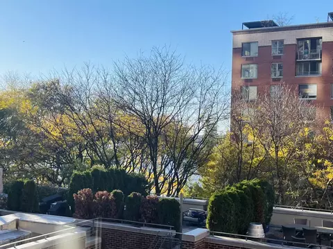2 S End Ave #5T, New York, NY 10280