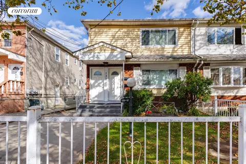 137-17 160th St, Jamaica, NY 11434