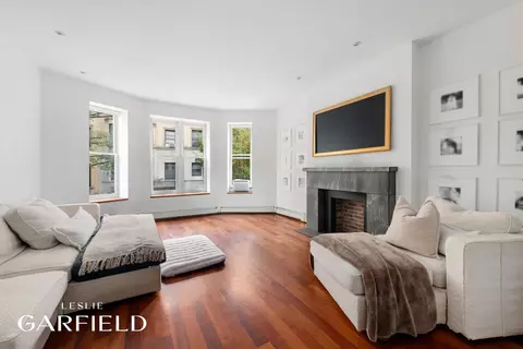 306 W 78th St, New York, NY 10024