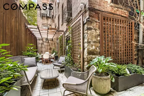 311 W 97th St #1W, New York, NY 10025