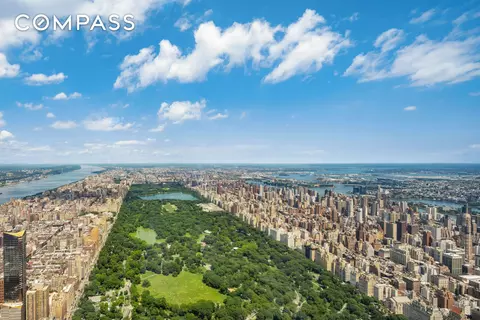 217 W 57th St #127/128, New York, NY 10019