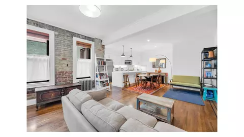 24-75 38th St #D7/D8, New York City, NY 11101