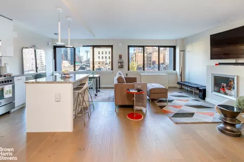 300 E 59th St #607, New York, NY 10022
