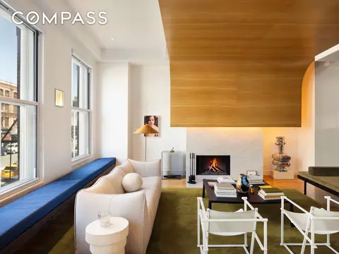 259 Bowery #2A, New York, NY 10002