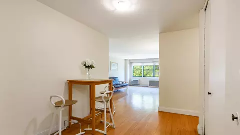 579 W 215th St #5A, New York, NY 10034