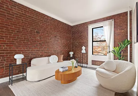 21-06 35th St #3E, New York City, NY 11105