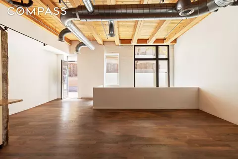 136 Baxter St #1B, New York, NY 10013