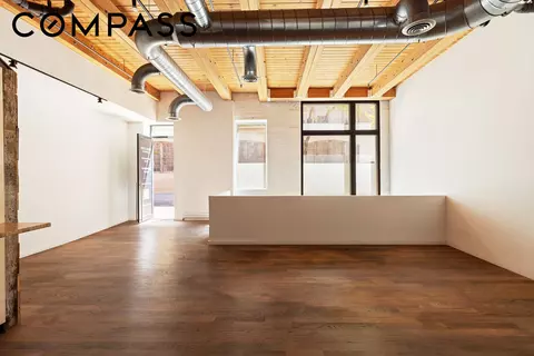136 Baxter St #1B, New York, NY 10013