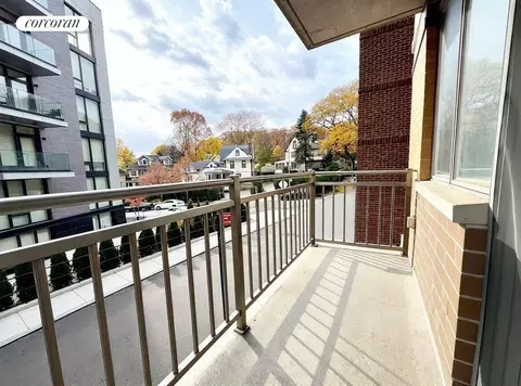116-11 Curzon Rd #1A, Richmond Hill, NY 11418