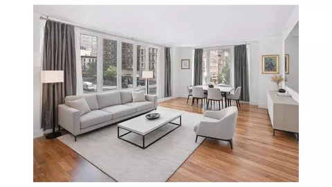 250 E 53rd St #404, New York, NY 10022