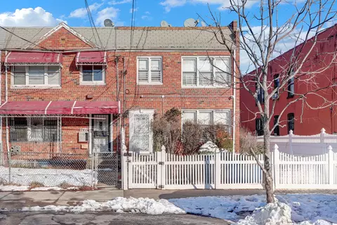 743 Warwick St, Brooklyn, NY 11207