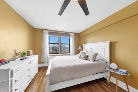 7259 Shore Rd #5H, Brooklyn, NY 11209