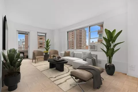 475 Fdr Dr #L804, New York, NY 10002