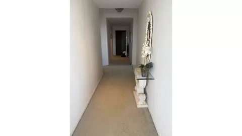 150 W 56th St #6101, New York, NY 10019