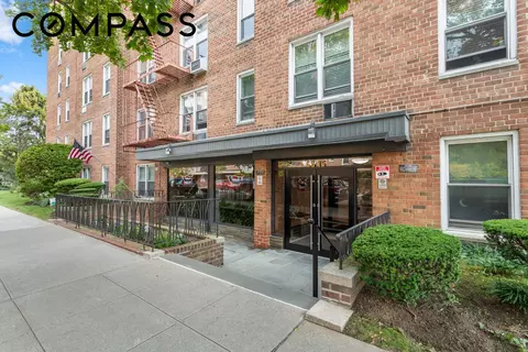 68-15 Selfridge St #6A, Forest Hills, NY 11375
