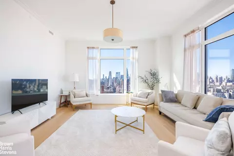 200 E 83rd St #30B, New York, NY 10028