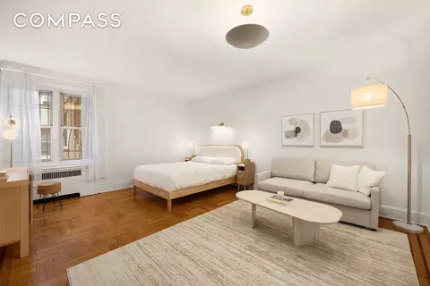 55 Eastern Pkwy #1D, Brooklyn, NY 11238