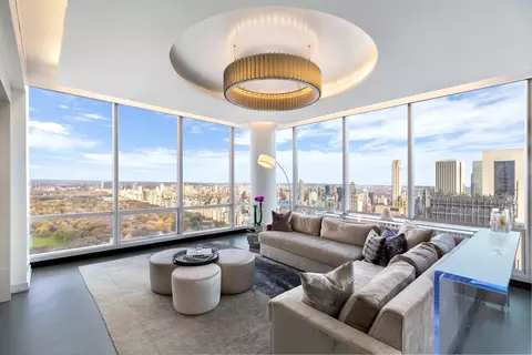 157 W 57th St #53B, New York, NY 10019