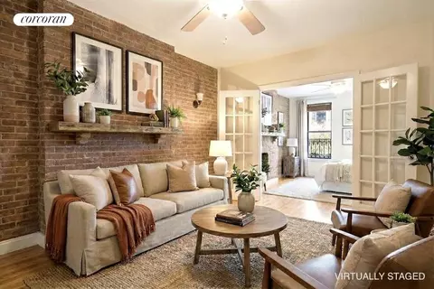 246 E 90th St #4D, New York, NY 10128