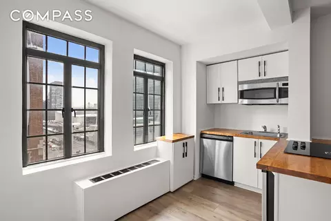 5 Tudor City Pl #602, New York, NY 10017