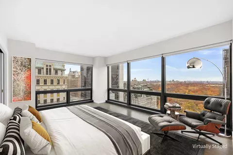 721 5th Ave #33G, New York, NY 10022
