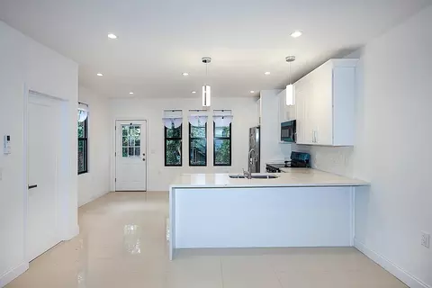 88 Elton St, Brooklyn, NY 11208