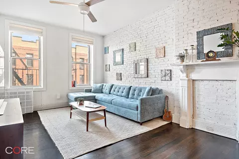 198 E 7th St #9, New York, NY 10009