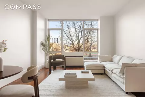 30 Bayard St #2A, Brooklyn, NY 11211