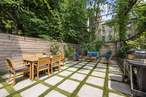 473 Bainbridge St #1, Brooklyn, NY 11233