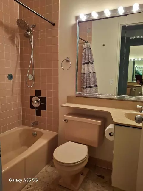 233 E 86th St #5D, New York, NY 10028