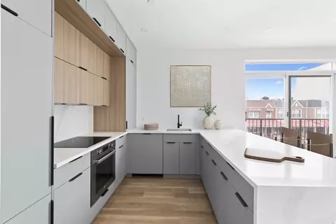 831 Knickerbocker Ave #2B, New York City, NY 11207