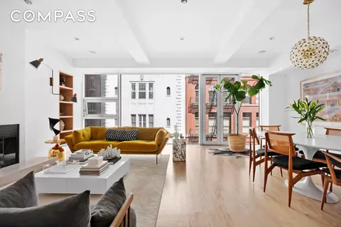 116 W 22nd St #5, New York, NY 10011