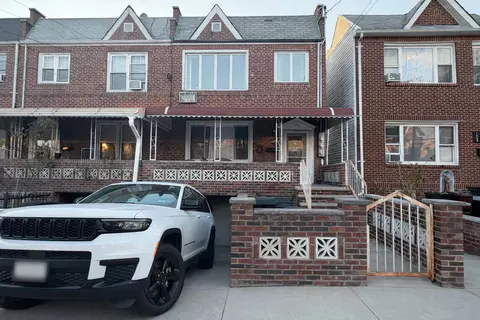 1986 W 9th St, Brooklyn, NY 11223