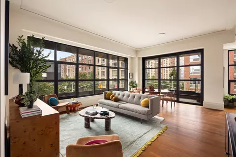 127 Kent Ave #2B, Brooklyn, NY 11249
