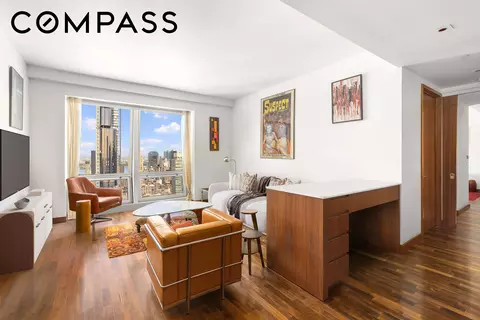 400 5th Ave #50F, New York, NY 10018