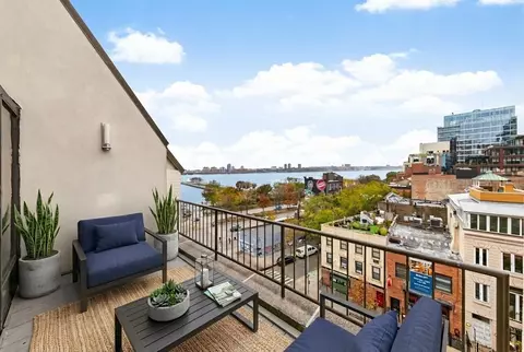 130 Barrow St #PH20, New York, NY 10014