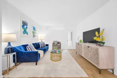 345 E 73rd St #5E, New York, NY 10021