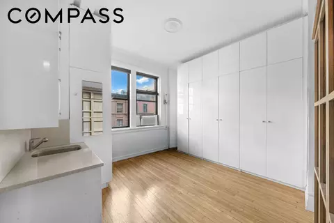 140 W 69th St #45C, New York, NY 10023