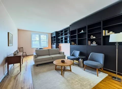 5615 Netherland Ave #1E, New York City, NY 10471