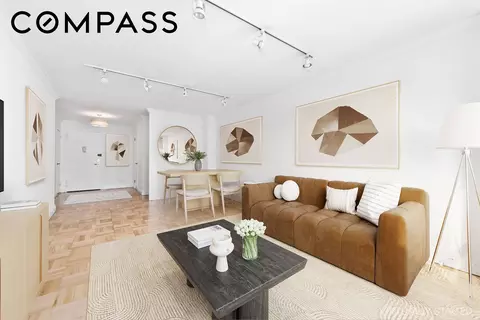 200 E 27th St #2V, New York, NY 10016 photo 3