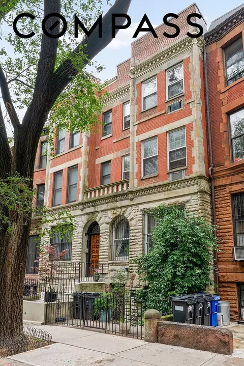 127 W 95th St, New York, NY 10025