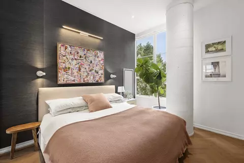 Bedroom - 184 Kent Ave #B612, Brooklyn, NY 11249 photo 1 of 3
