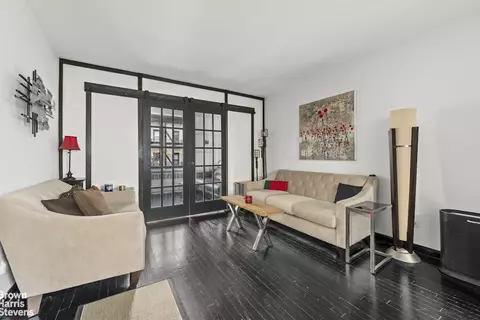 330 E 80th St #5G, New York, NY 10075
