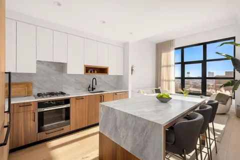 29 Huron St #10DE, Brooklyn, NY 11222