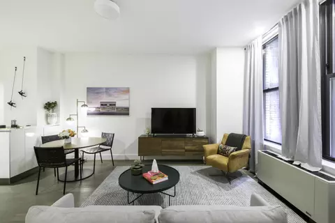 25 Broad St #19R, New York, NY 10004