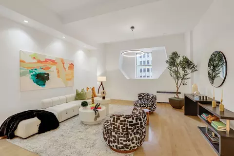 15 Broad St #904, New York, NY 10005