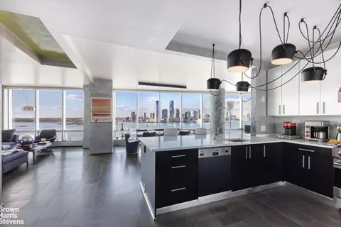 10 Little West St #17A, New York, NY 10004